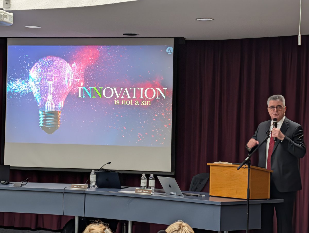 anthony_bosman's tweet photo. Enjoyed hearing Elder Kohler, President of the @adventistchurch, address the @AndrewsUniv board this morning, urging us to continue innovating to achieve our mission! https://t.co/hUBoQcMExP