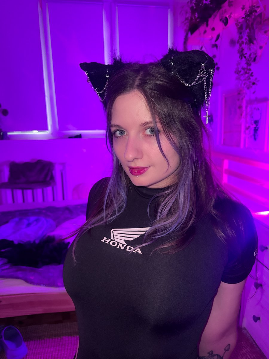 Luna fern tweet media