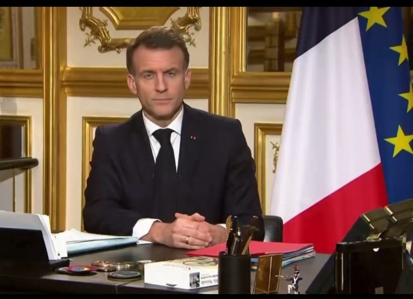 Tout ça pour nous dire que des rafales ont abattu trois drones iraniens et que le CDG arrive en Méditerranée .😂
#Macron20h #Iran