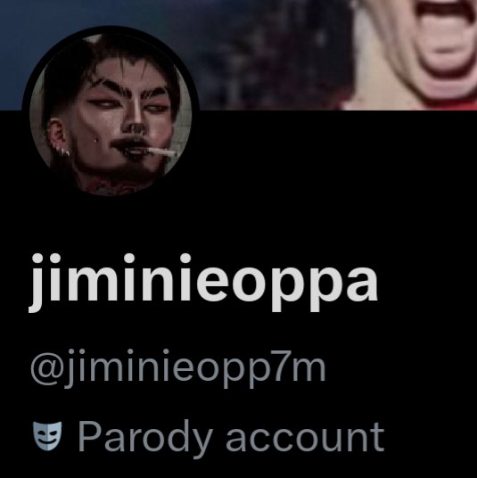 🚨 Mass login/report under TH, insults, spam and violent speech, their posts are uncensored. They need to be gone before the cb.
📌x.com/intent/user?us…
📌x.com/intent/user?us…

+ Cyber violence > cyber harassment
+ Harmful speech > discrimination 
➡️help.x.com/en/forms/dsa/r…