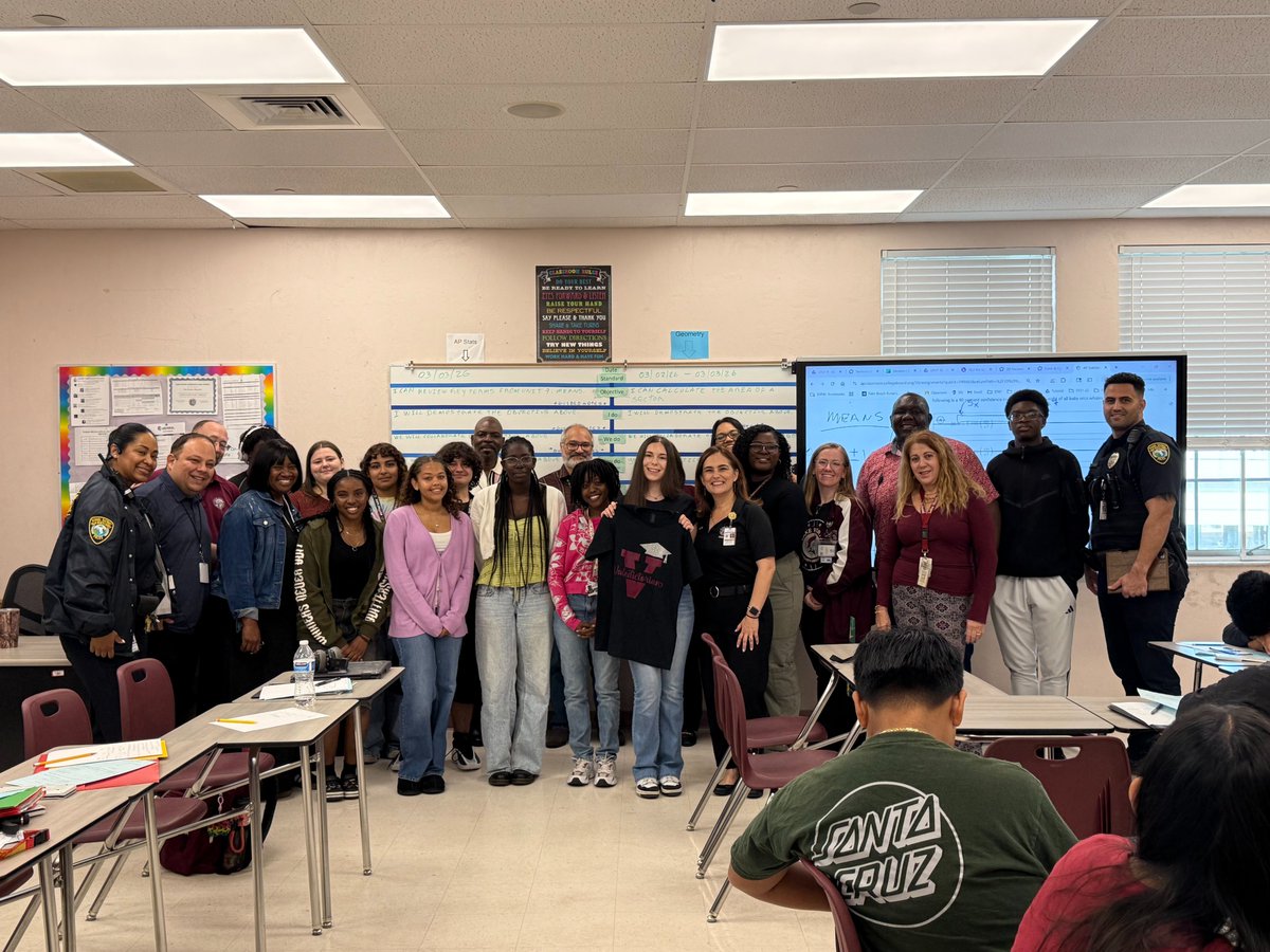 Lake Worth Com. High tweet media