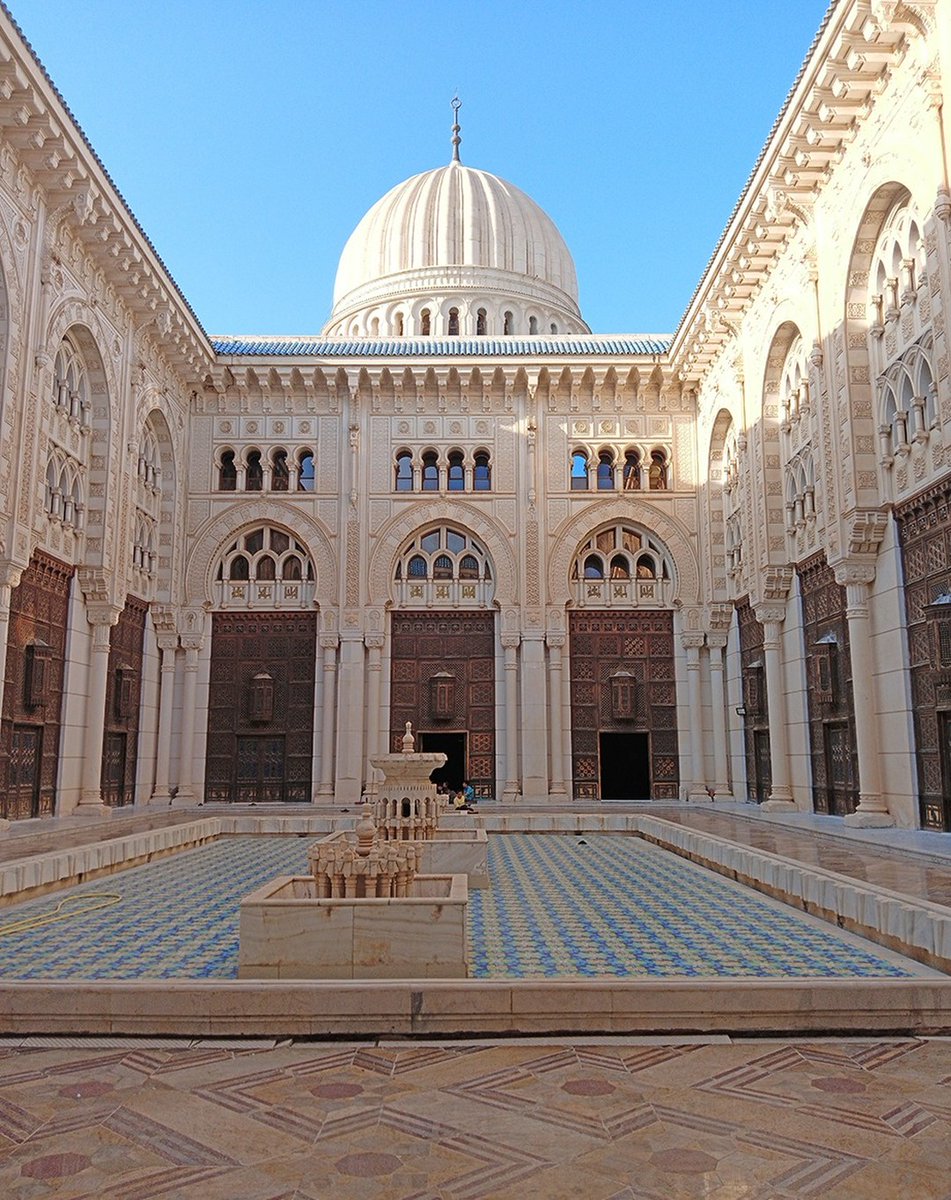 DZDZ1506's tweet photo. Emir Abdelkader Mosque 🕌

📍 Constantine - Algeria 🇩🇿 https://t.co/Bhiwa6He0R