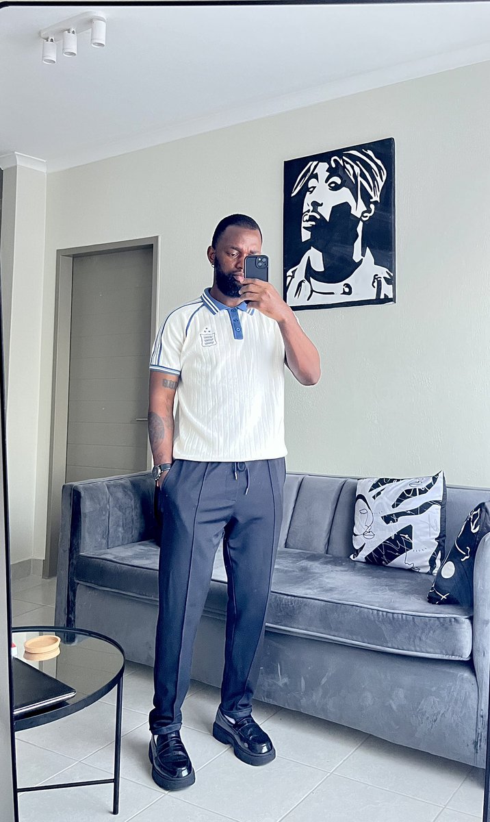 junior__sovara's tweet photo. Outfit rotation Series: What I wore to work this past week 👔👕👖🪡💼 https://t.co/8TWZzJouce