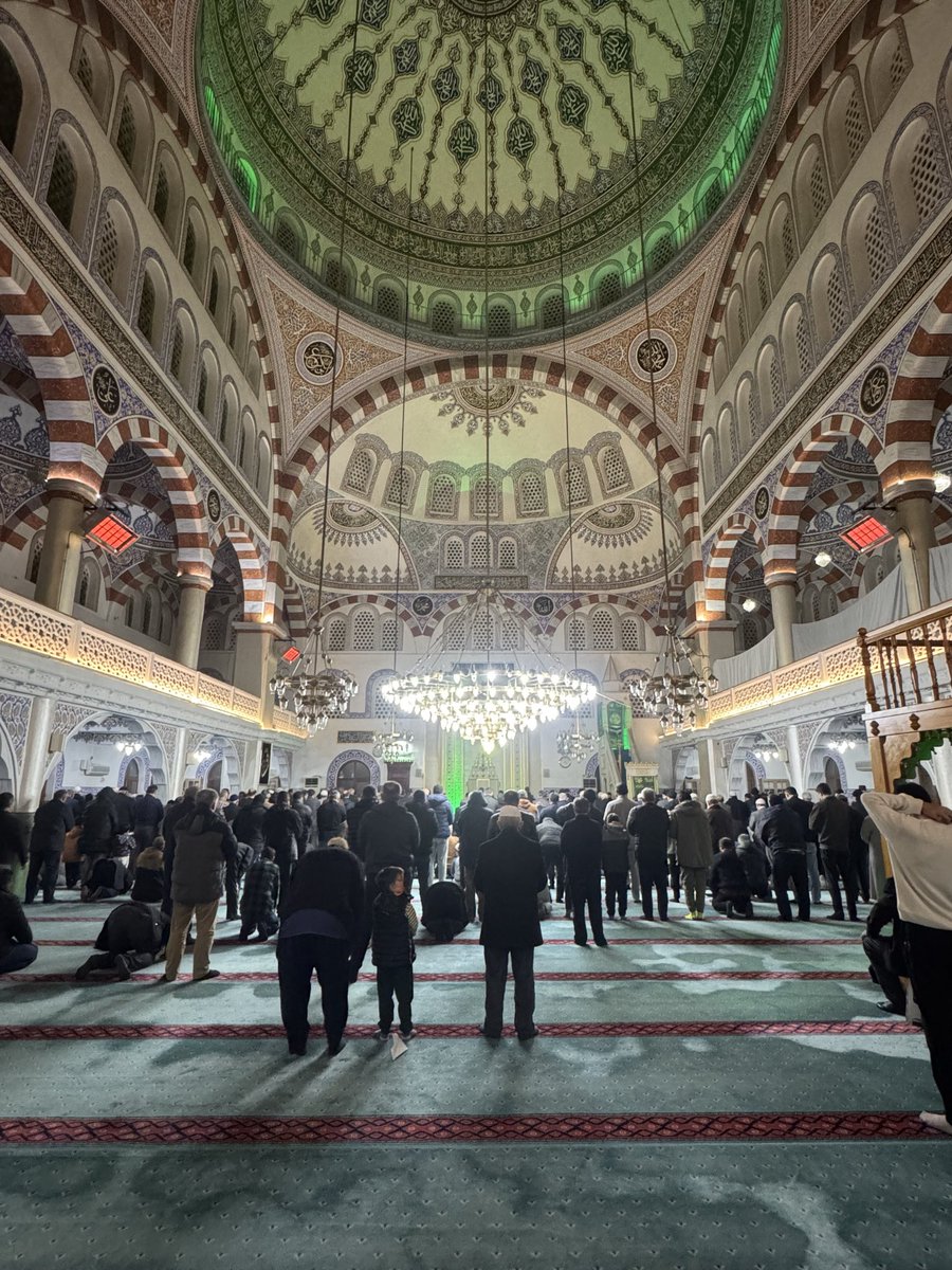 nerkull's tweet photo. 🌙 14Ramazan 1447
Mağfiret yâ Şehr-i Ramazan 🤍
Teravihler 4+4 eda ediliyor.
#Ramazan2026 #Ramazan1447 
📍T.C. Müftülüğü Molla Gürani Camii https://t.co/bMbzaVo6th