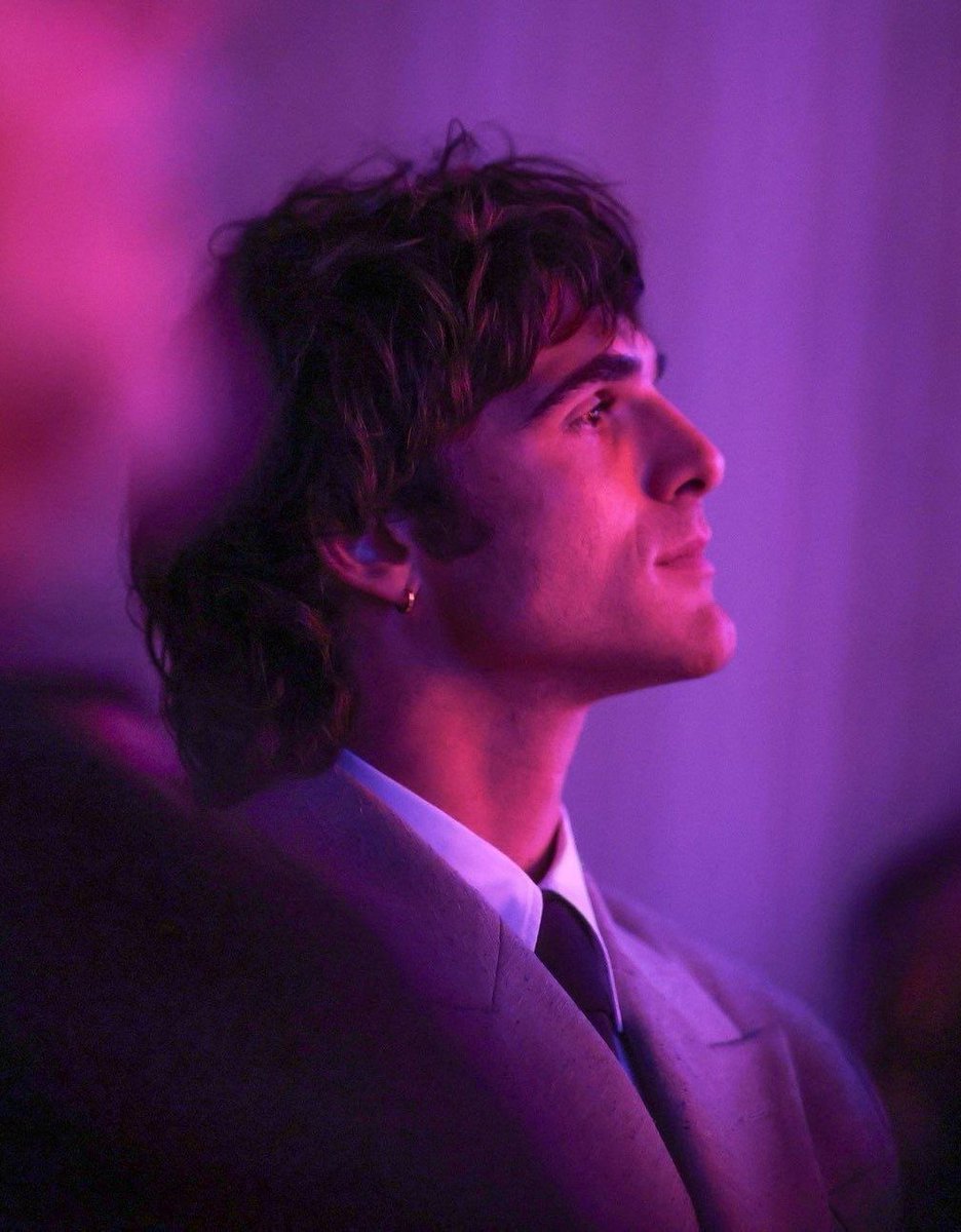 elordissecret's tweet photo. HIS SIDEPROFILE https://t.co/5jcWK3Uyh4