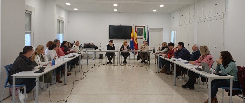 La Alcaldesa de Castilleja de la Cuesta anuncia la intención del Ayuntamiento de construir viviendas en los terrenos del antiguo matadero
#NoticiasOCR <a href="/CastillejaCta/">Ayuntamiento de Castilleja de la Cuesta</a> 
ondacorazon.es/la-alcaldesa-d…