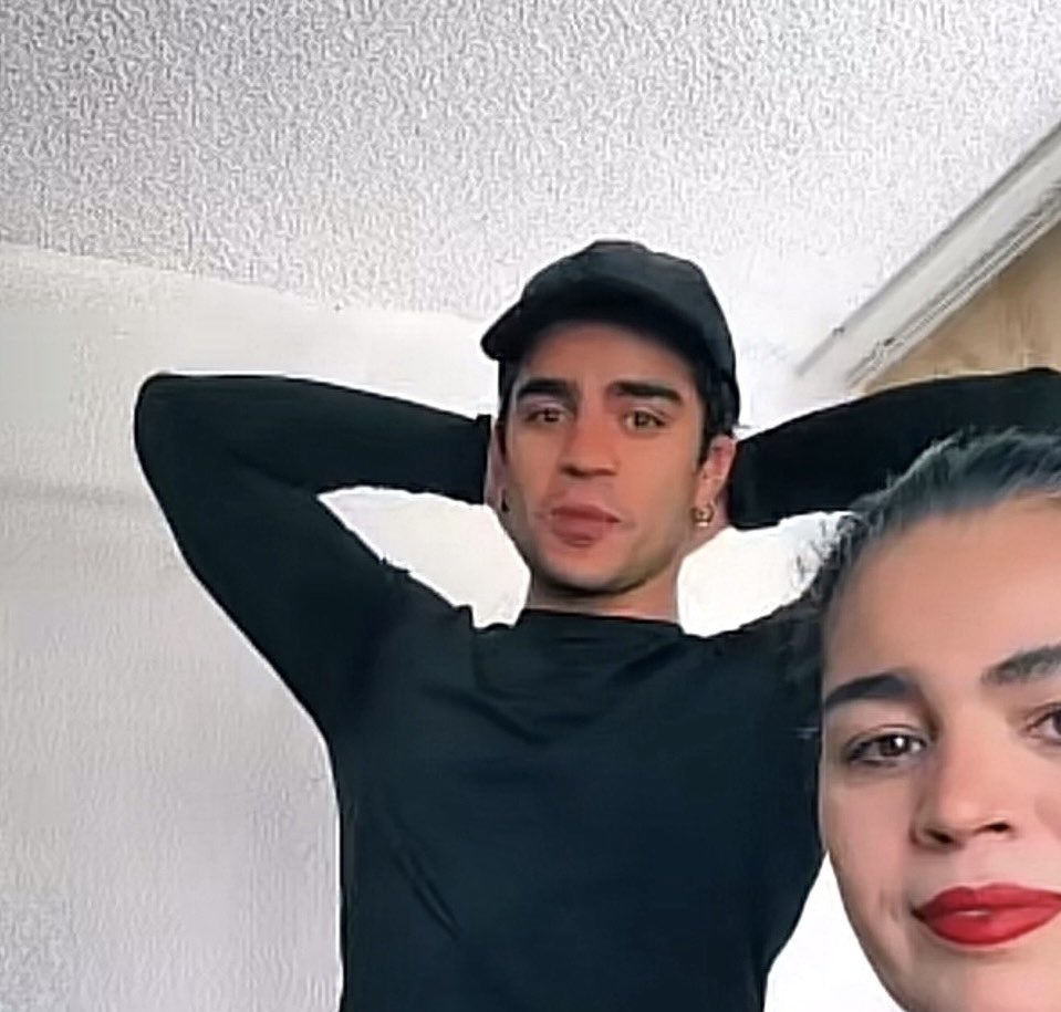📲 Aarón via el live de Mom Nancy en TikTok (Ya terminó hace unos ...
