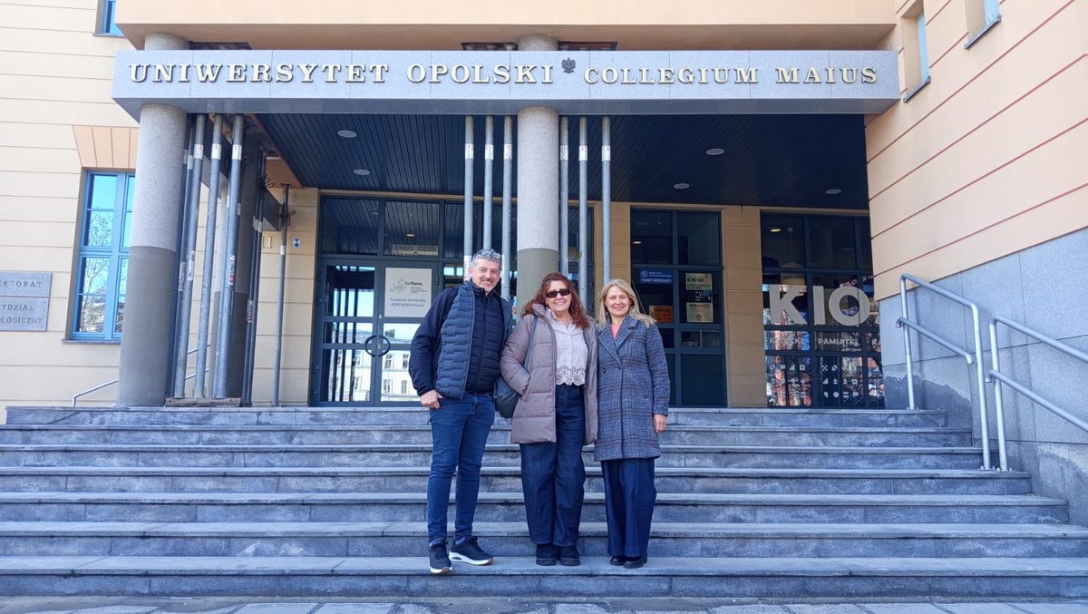 Asesoría científico-tecnologica/ Ciencias tweet media