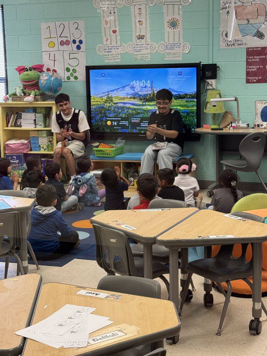 OJGarcia12's tweet photo. Thank you to our feeder pattern elementary schools for hosting us today for Read Across America! Our student athletes had a great time! 
#RepTheH #ScorpionStrong https://t.co/nmMSm6EtU2