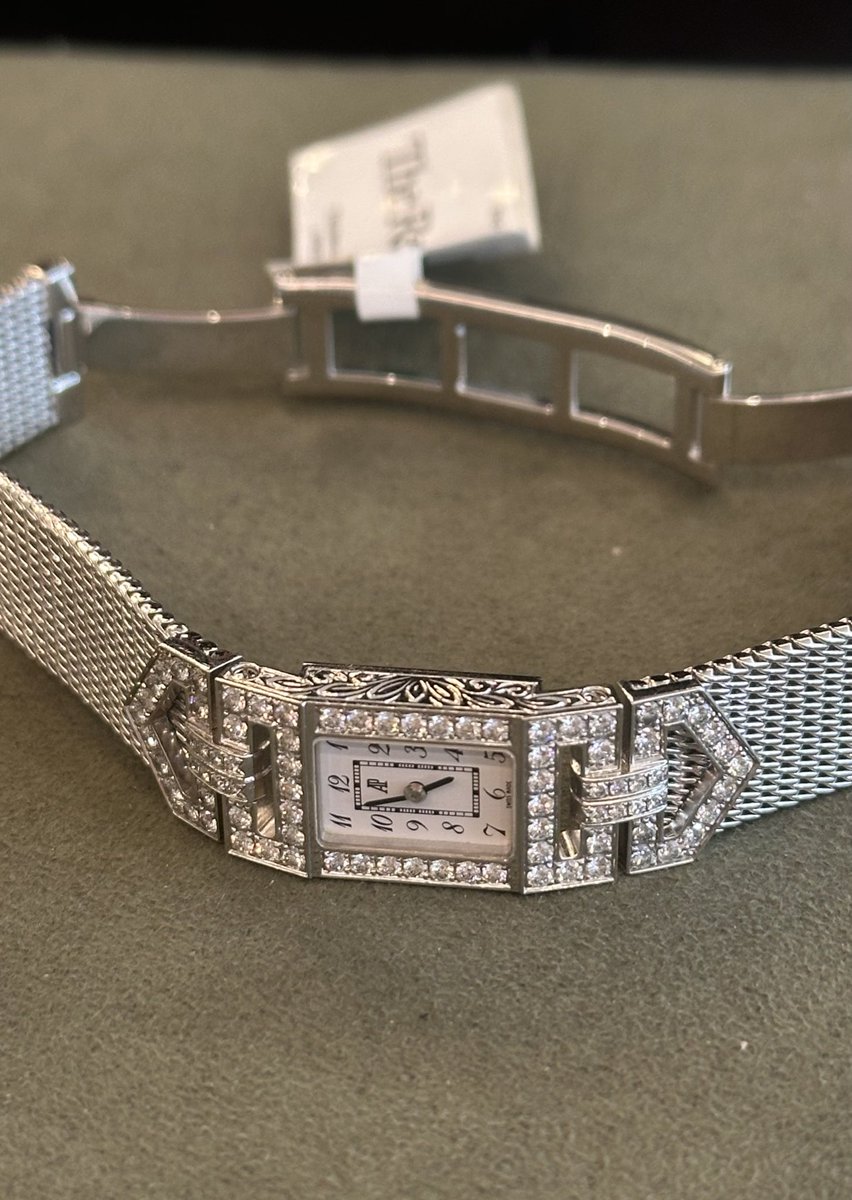 (✿◠‿◠) tweet media