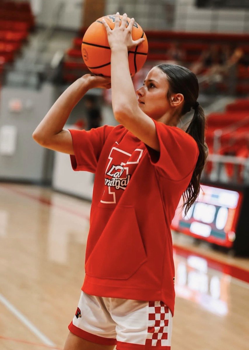 k_sutherlandAR's tweet photo. #Arkansas 2028 target Easton McCollough has 51 points (12 3’s) through 3 quarters of the 5A 1st round state tournament game, per the broadcast. #arpreps 

https://t.co/6mAu9256L9 https://t.co/sQxqfmTxZt