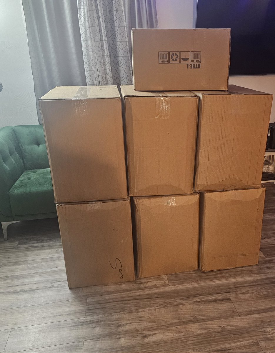 Your husky dad! @ TFF tweet media