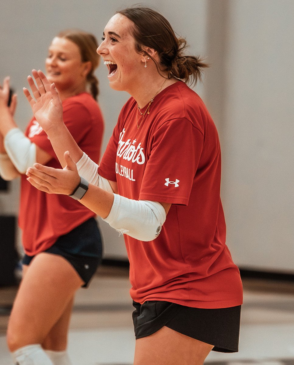 DBU Volleyball tweet media