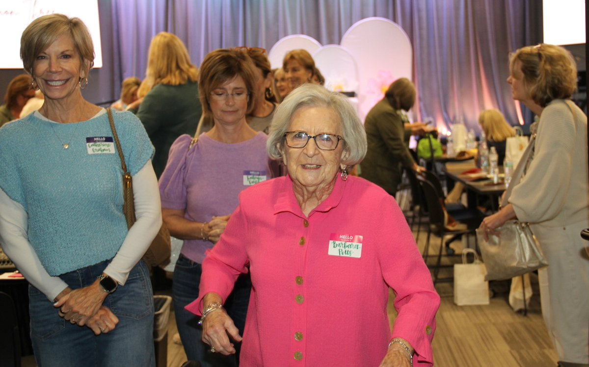 Madisonmcms's tweet photo. What a wonderful time at our Women’s Ministry Bloom event! https://t.co/9OU99hwWSI