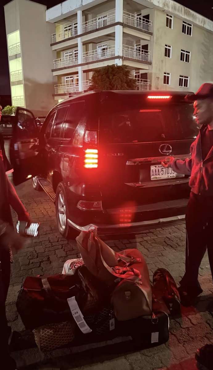 Li na🌸 tweet media