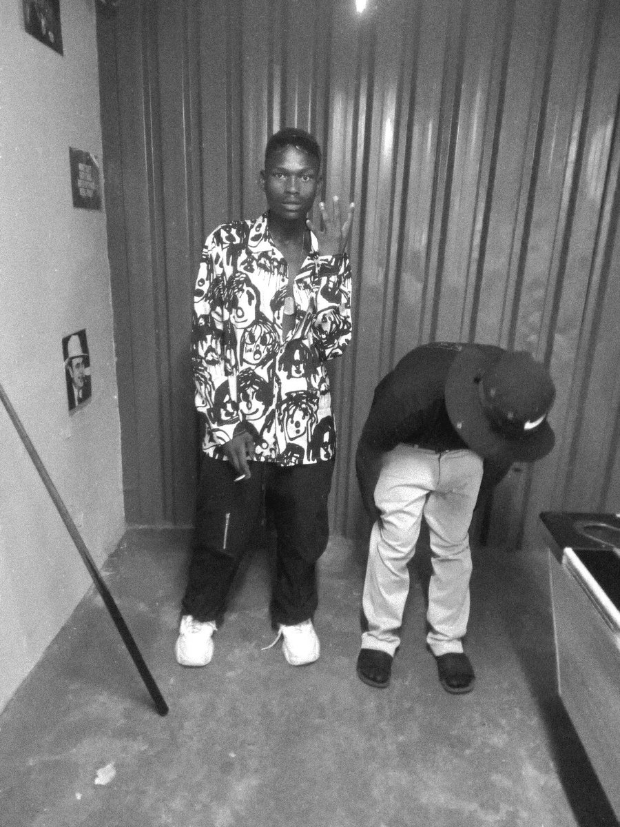 Yungcrowndarula's tweet photo. HOPE YOU GOOD GUYS💚👌🔗 PLEASE CHECK OUT FOR #NEW #GOOD #MUSIC OUT NOW "KWA Aah" Available On All Platforms https://t.co/CHJwHqBkQw

#Staytuned #Newmusic #SAHiphop #HipHop #Dior #DiorAW26 #2026 #newmusicalert https://t.co/J0FOgOXx0D
