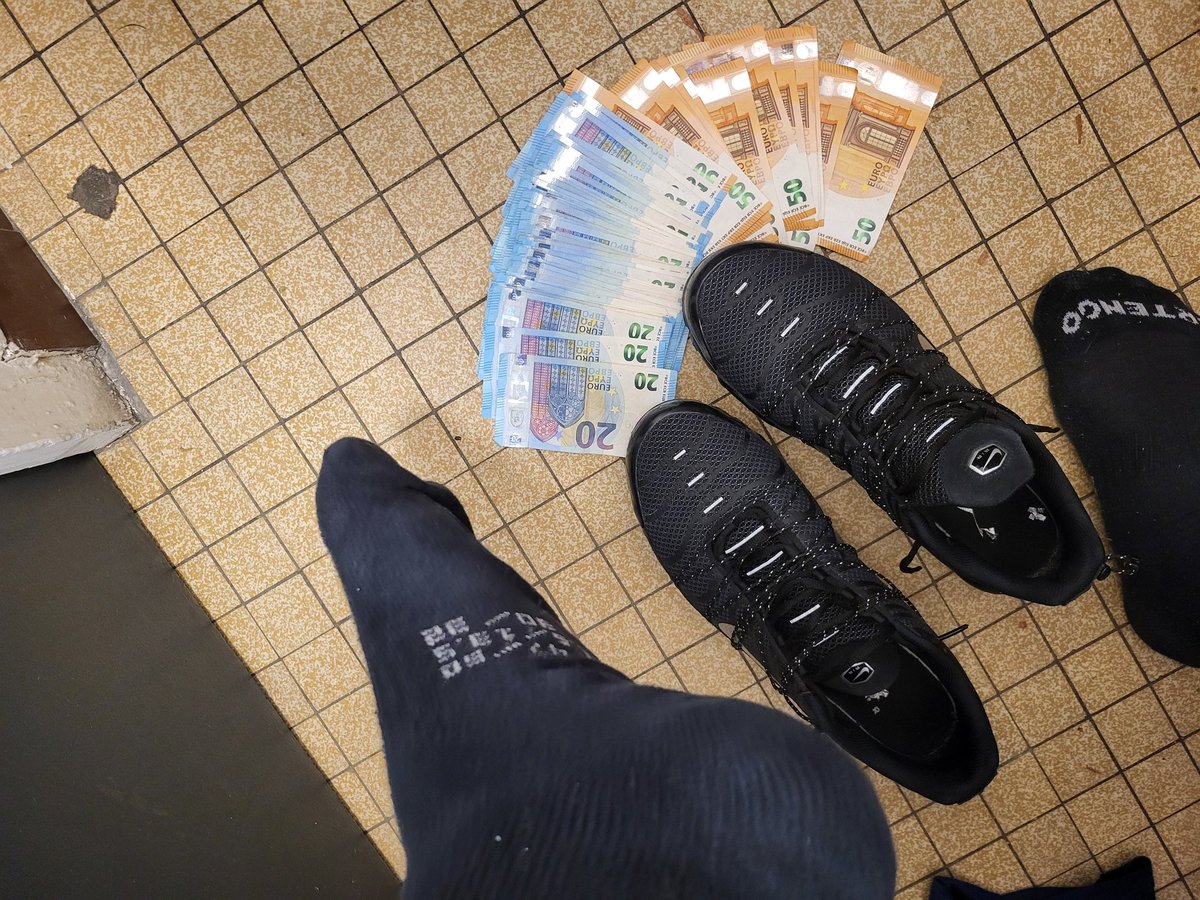 🇫🇷👑Master.49.5👣 tweet media