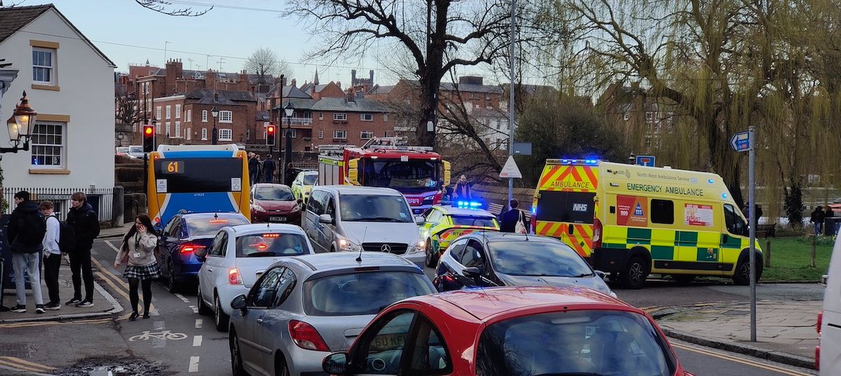 Handbridge Life tweet media