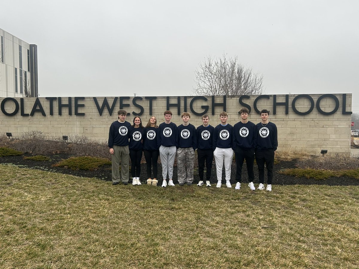 OWOwlBowl's tweet photo. From Olathe to Wichita #nextframe @ADButlerOW @OWNovacekOWLS https://t.co/Yffom9kdpH