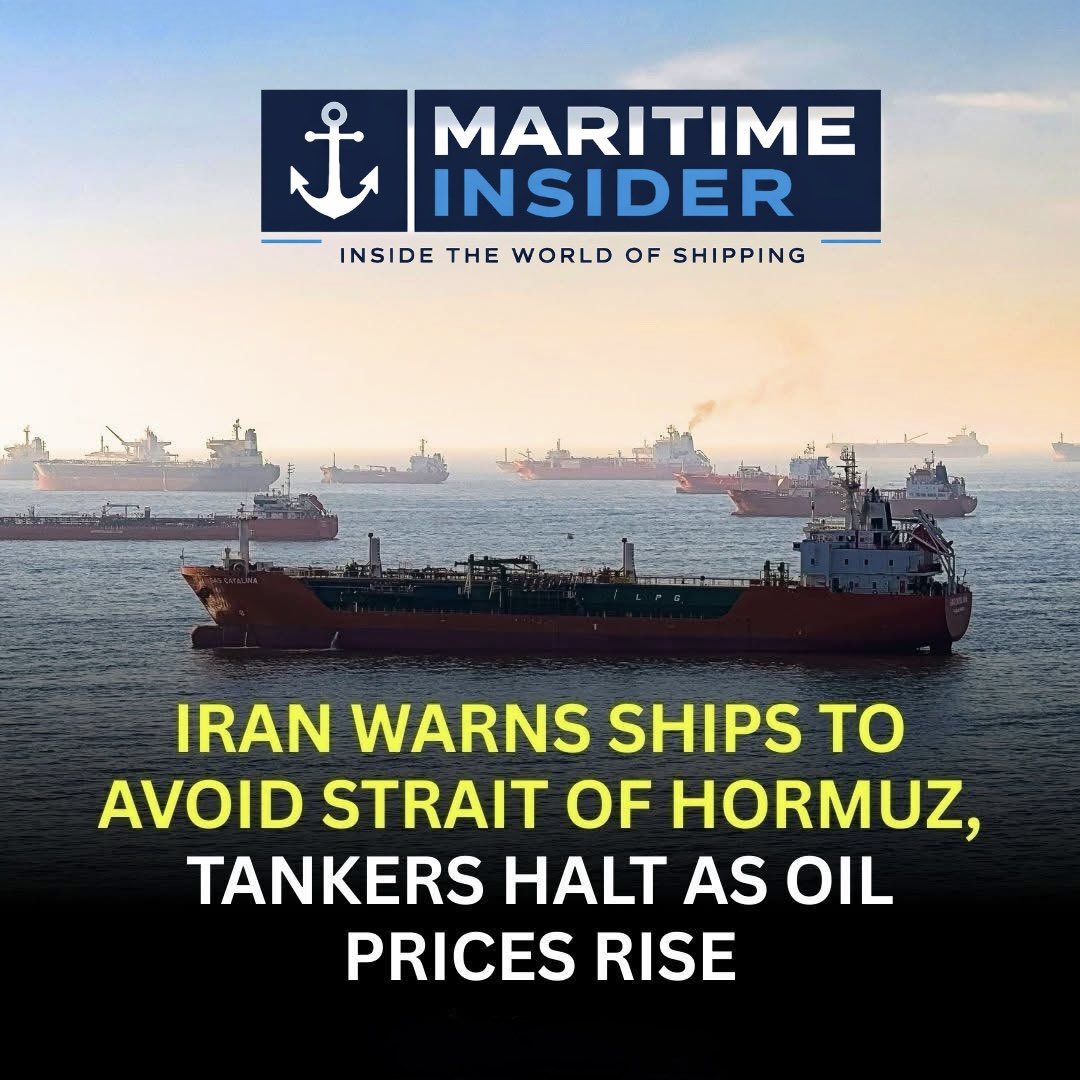 MartimeInsider's tweet photo. 🔵Daily News: 

🚢 Iran Warns Ships To Avoid Strait Of Hormuz, Tankers Halt As Oil Prices Rise

#Iran #Tanker #Oil #News #Maritime #MarineInsight #Merchantnavy #Merchantmarine #MerchantnavyShips

Follow @MaritimeInsider for verified maritime updates.

Join our WhatsApp channel for more updates:
https://t.co/P84F1J4Z8k 

Join our X account : 
https://t.co/3lm2KAOhfV 

Join our FB page : 
https://t.co/TE7j5l1BGk