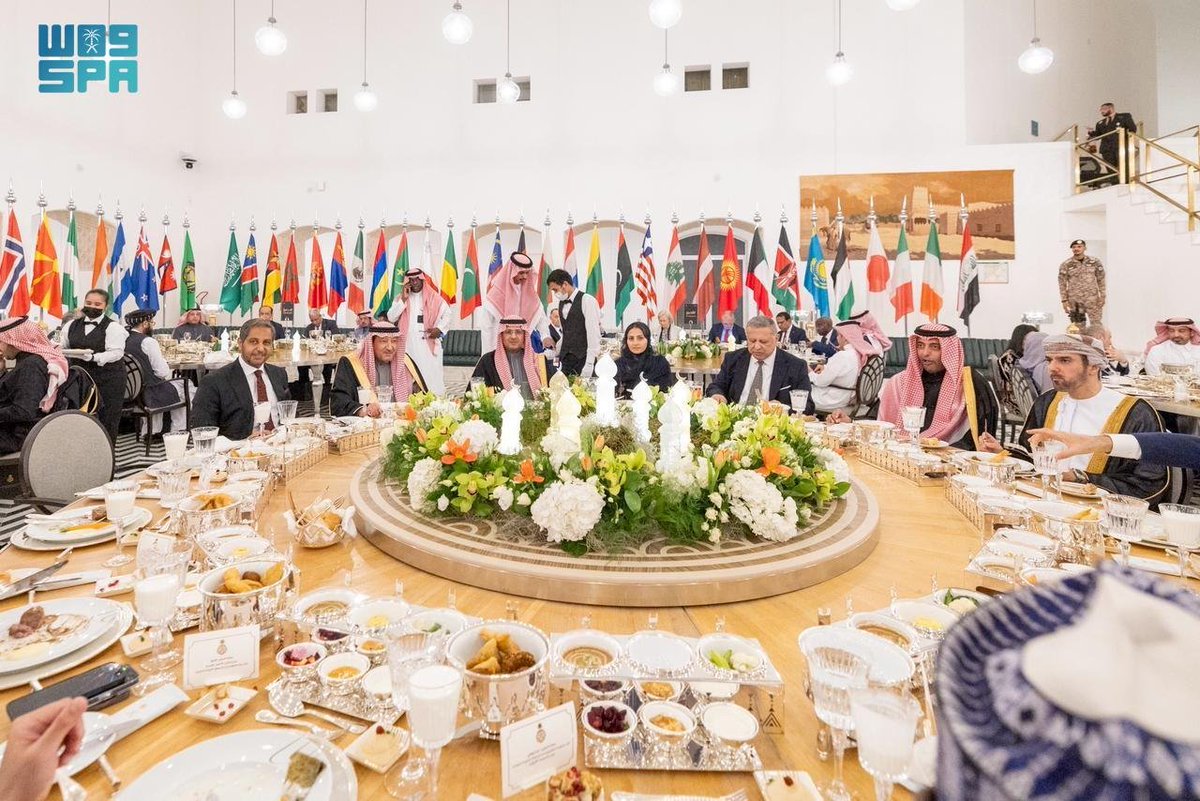 SPAregions's tweet photo. وزارة الخارجية تستضيف رؤساء البعثات الدبلوماسية والهيئات والمكاتب الإقليمية والمنظمات الدولية المعتمدة لدى المملكة بمناسبة شهر رمضان.
https://t.co/G3sPDqFFZJ
#واس_رمضان47 https://t.co/vcyr0jNs5W