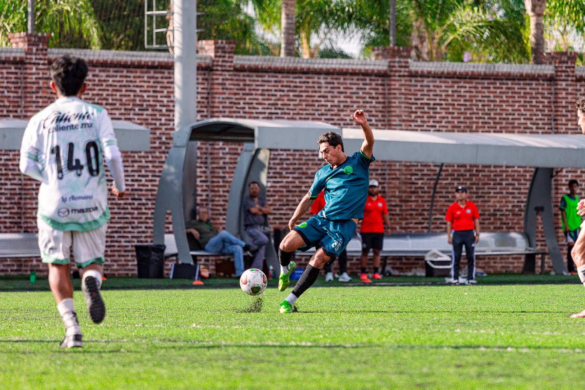 LigaTDP's tweet photo. ¡El #1 del G12! 🔥

Fut-Car impone condiciones en casa y firma un contundente 5-0 ante León Gen, con 53 puntos, siguen marcando el ritmo y defendiendo la cima con autoridad 🤌🏾 https://t.co/hu0xeBRUos