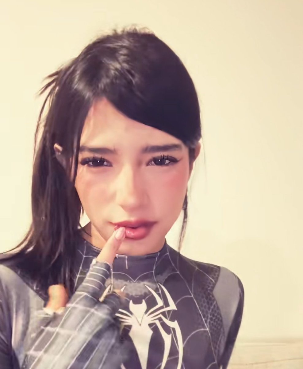 Multi_bitches tweet media