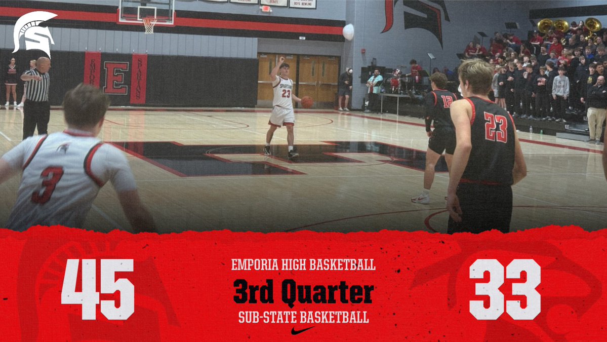 EhighAthletics's tweet image. Spartans with a 12 point lead to start the 4th quarter. #Substate @KSHSAA