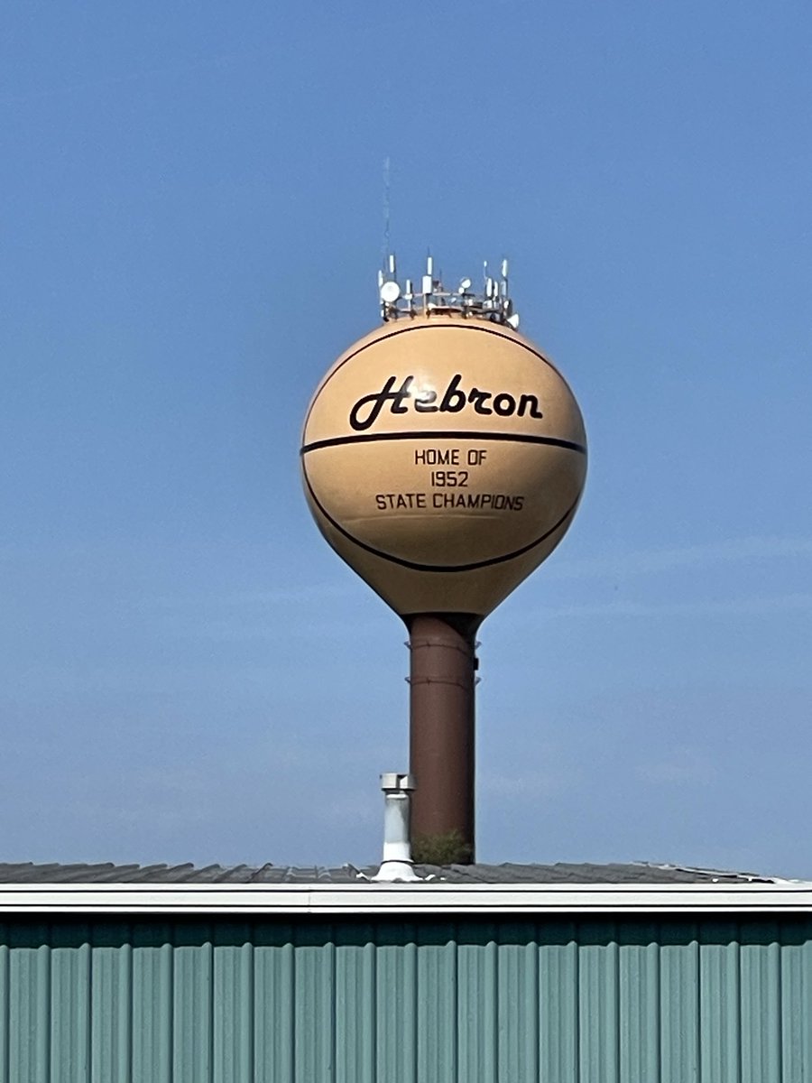 BC_Cab's tweet photo. @ToddDufault @xb7 Hebron’s water tower! https://t.co/RtWyvZ6HMe