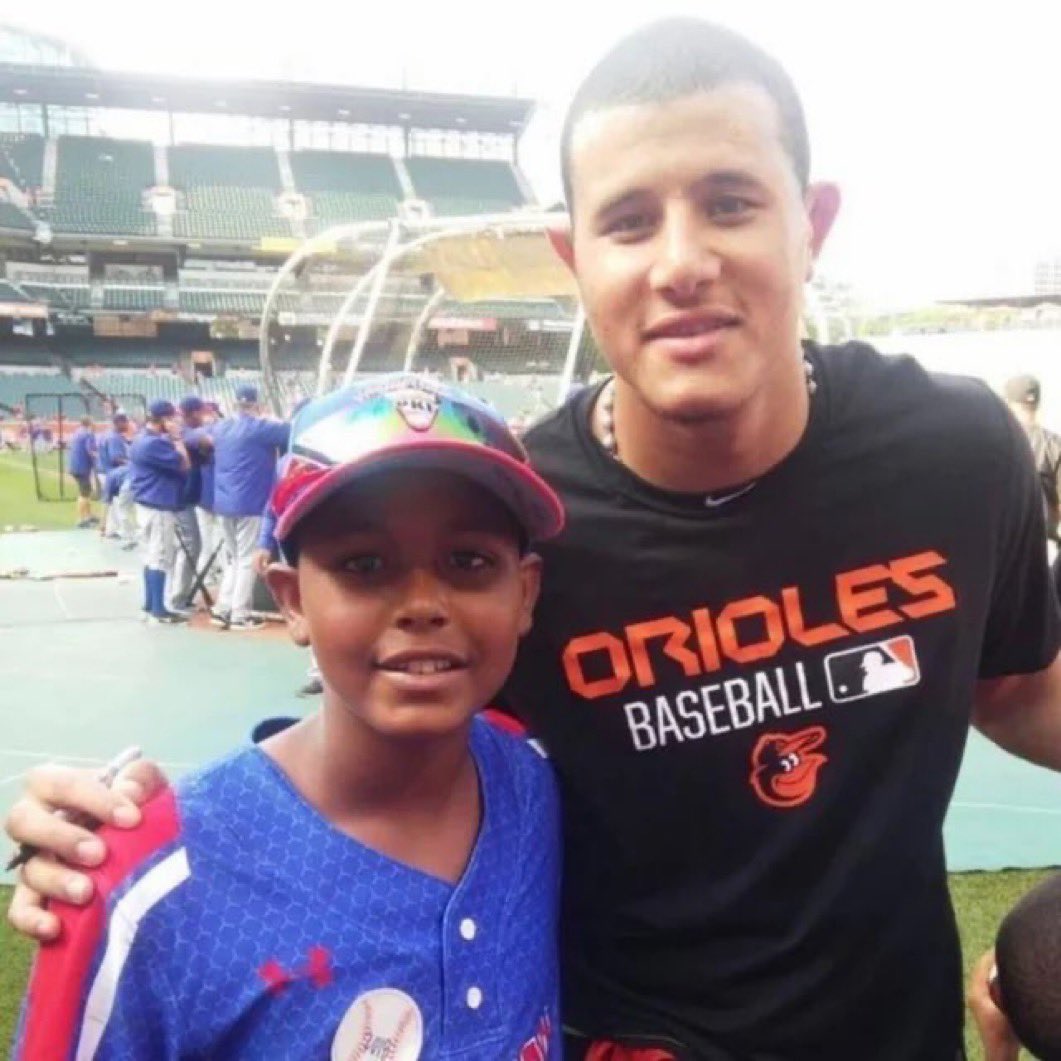 Manny Machado was Junior Caminero’s childhood idol. 

Junior, in his first game playing for his home country, goes 3-3 and goes back to back with Machado. What a damn story.