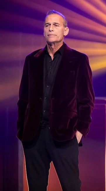 CARLOS LOZANO GANADOR !!! 💼   👏🏻👏🏻👏🏻

#GHDúoGranFinal