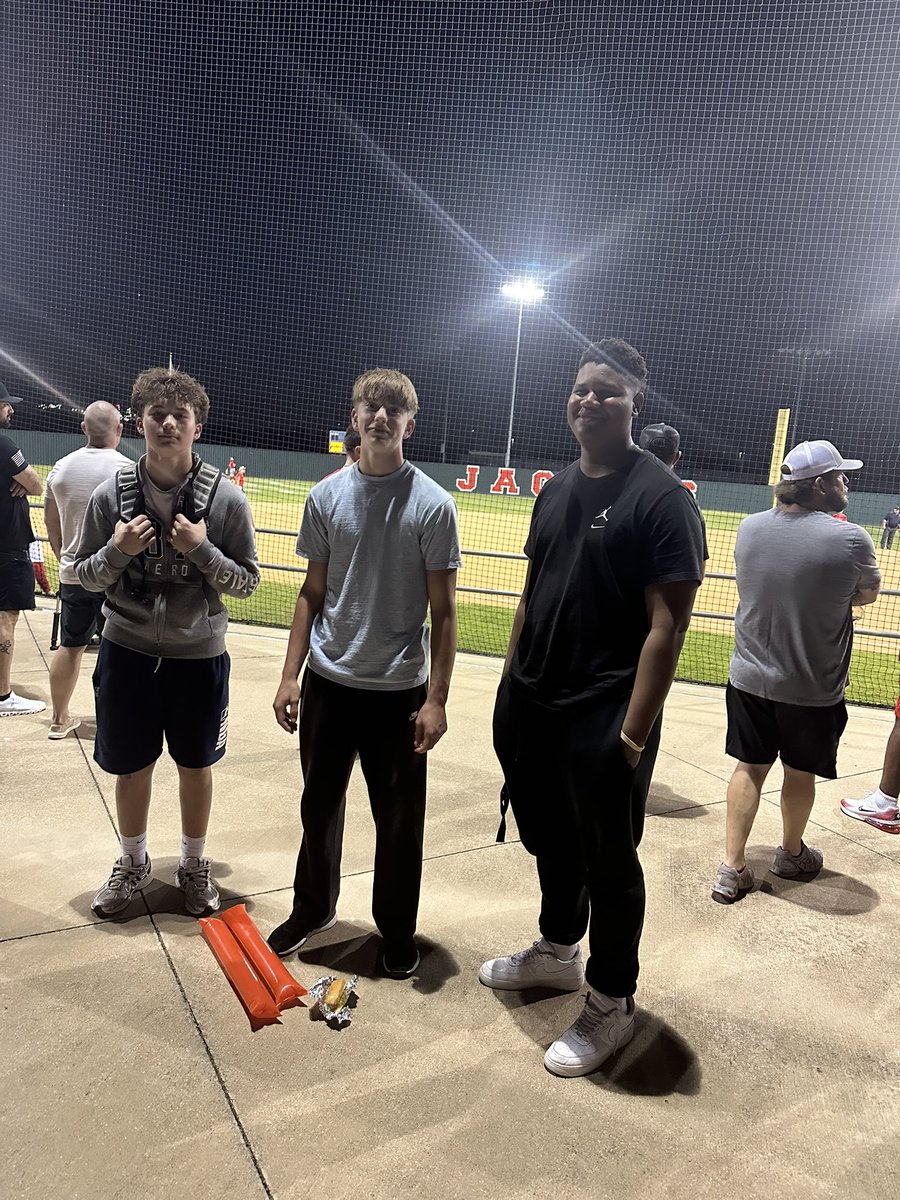 maysonrooster's tweet photo. supporting softball varsitu #JagComp26 https://t.co/TPqAEvILbI