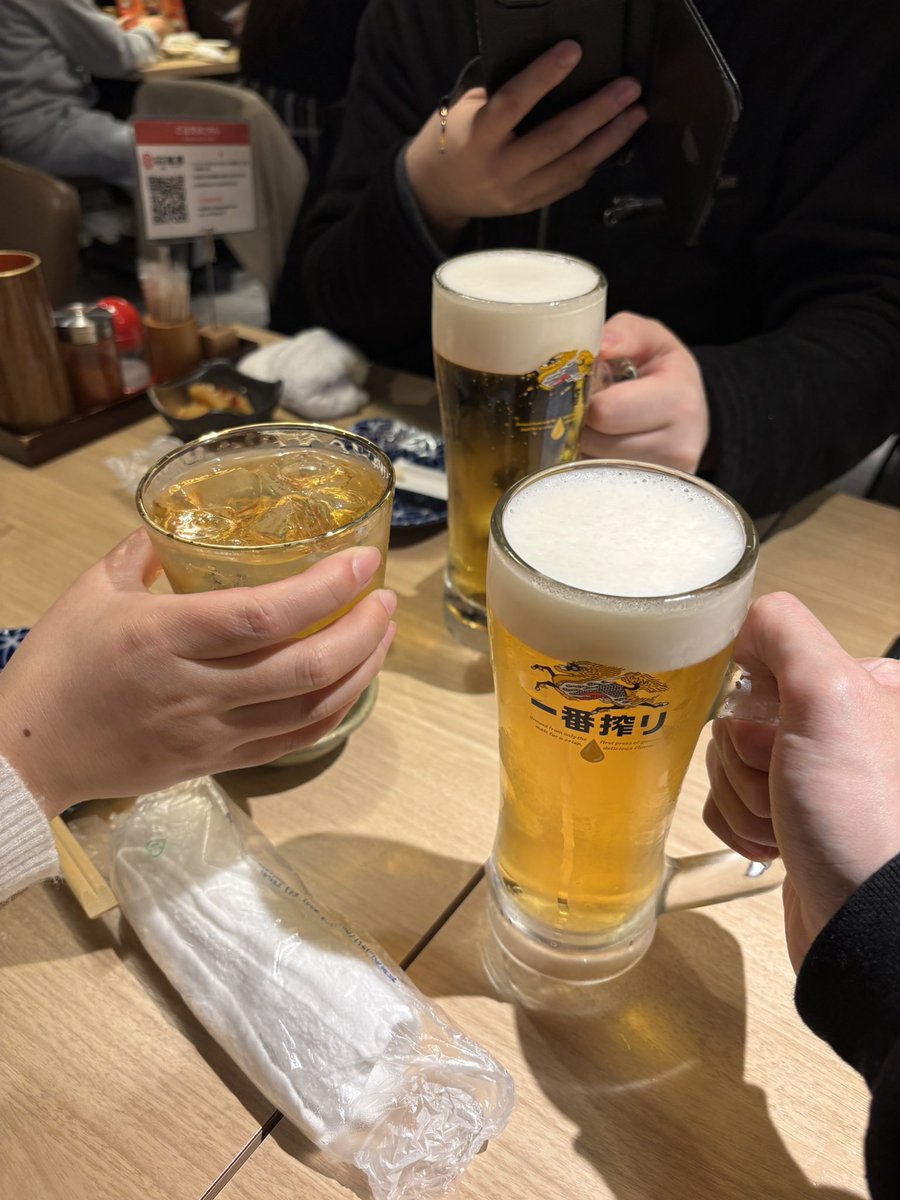 Milsppy's tweet photo. この3日間めちゃくちゃ楽しかったし沢山酒呑めて幸せだった！またいつか呑みにいこうなー！👊 https://t.co/Xcz6QawahO