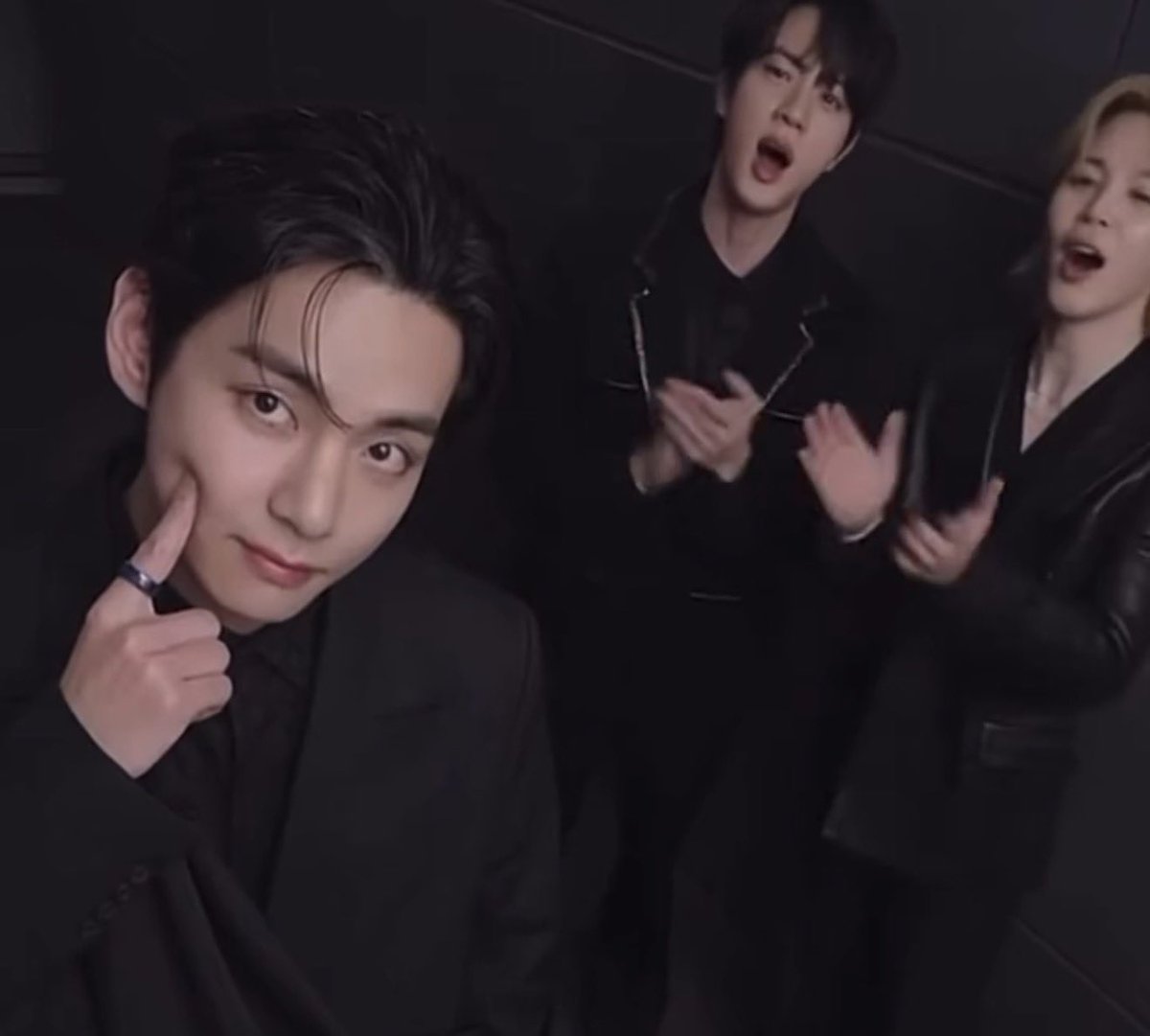 me whenever taehyung does something