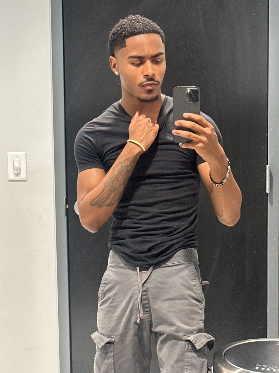 ᴍᴀʀ tweet media