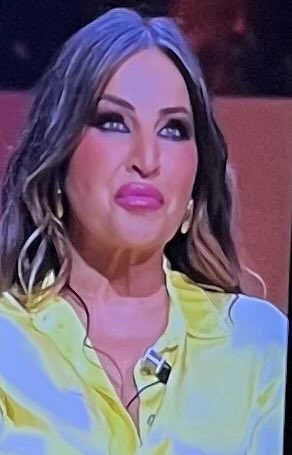 Y está en brote tres semanas después de estar en todas las galas reventada 🤣🤣🤣🤣🤣#GHDúoGranFinal