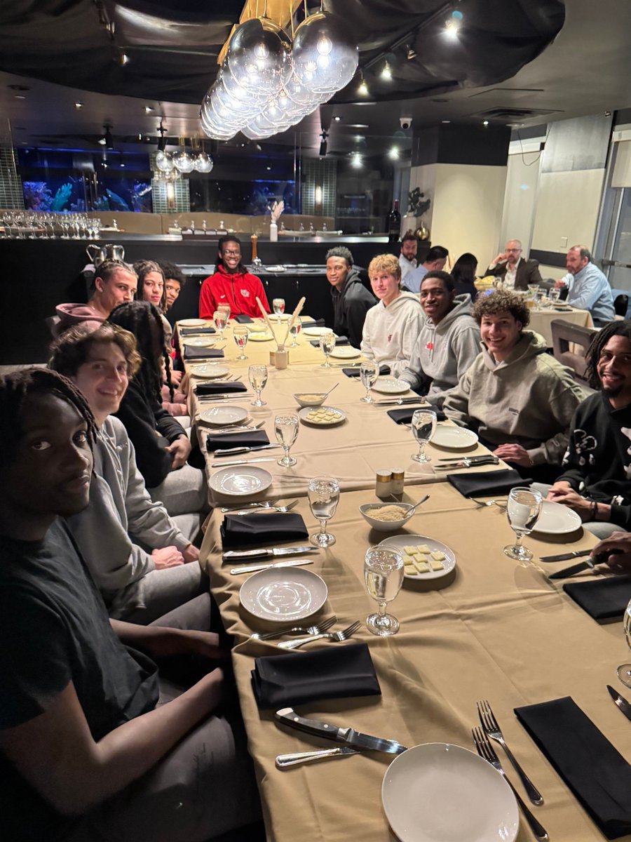 Mark Montgomery tweet media