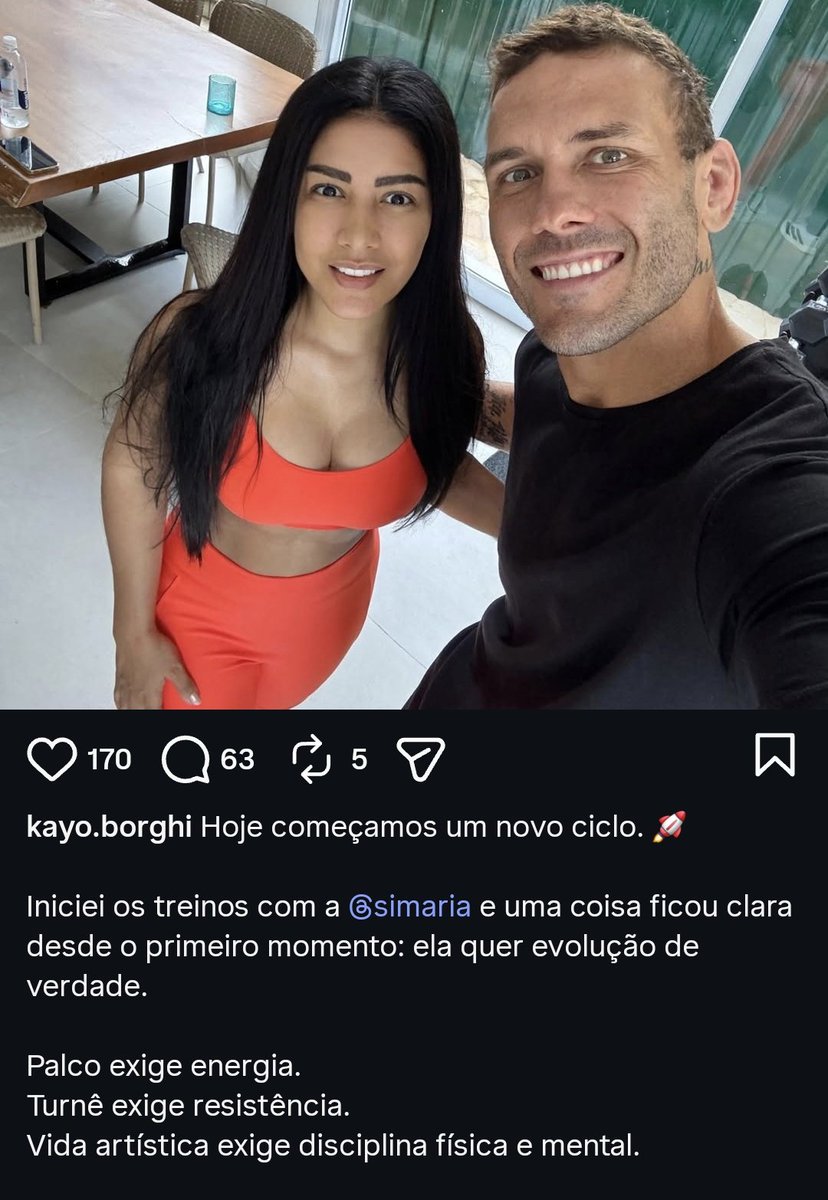 raresinais's tweet photo. a legenda do personal da simaria meu deus ELA VEM AI MESMO CARALHO https://t.co/rXeRUBiPV2