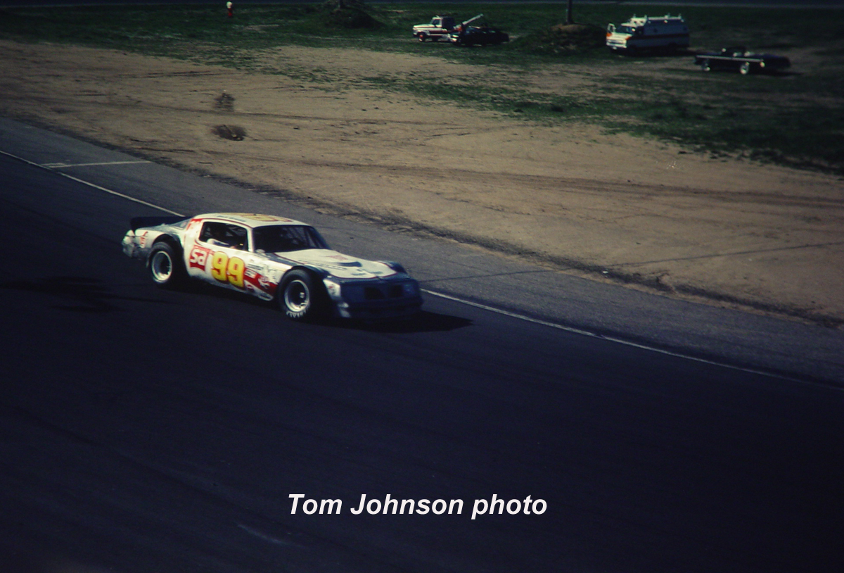 TheRacingConnection tweet media