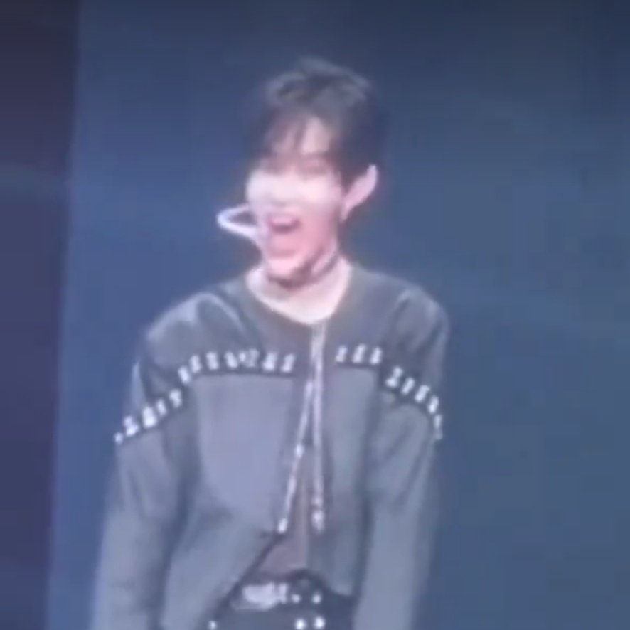 destinando's tweet image. the way hao didn't even try to hide it he absolutely #loved that