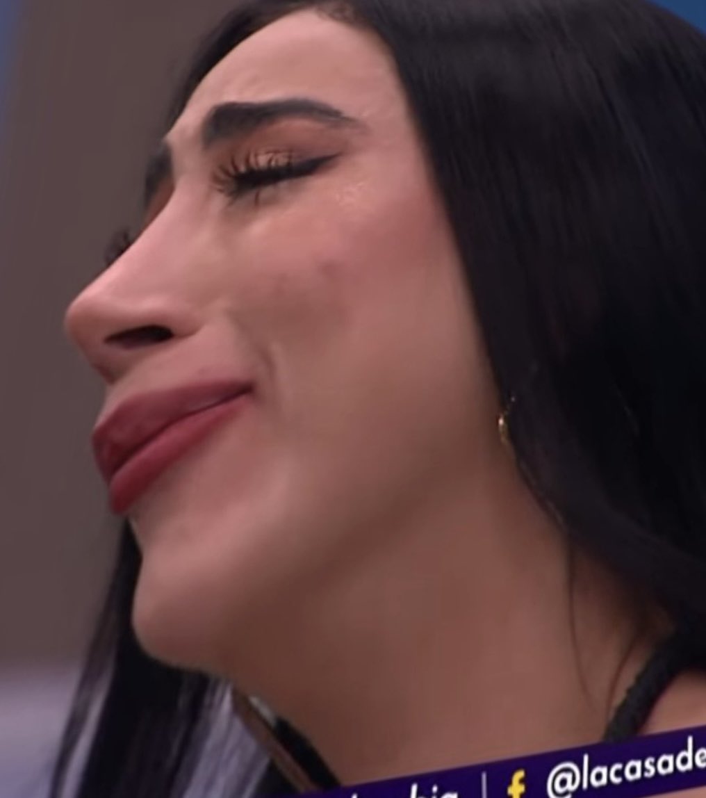 mmmpau_'s tweet photo. Hey pero beba en q casa vive xq yo solo vi q alexa propuso algo y ella se ardio jajaj

#LaCasaDeLosFamososCol3 #LaCasaDeLosFamososCol #LCDLFCOL3 #LCDLFCOL #LCDLF https://t.co/2lzwXuLJMM