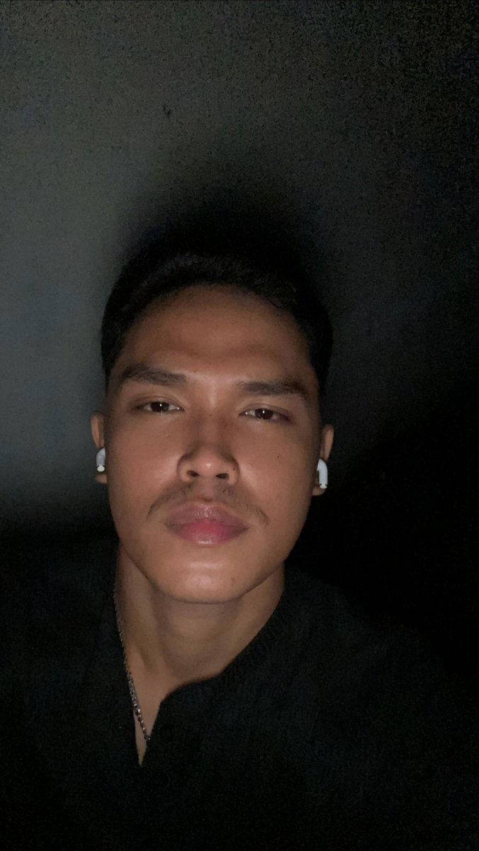 Libraboy tweet media