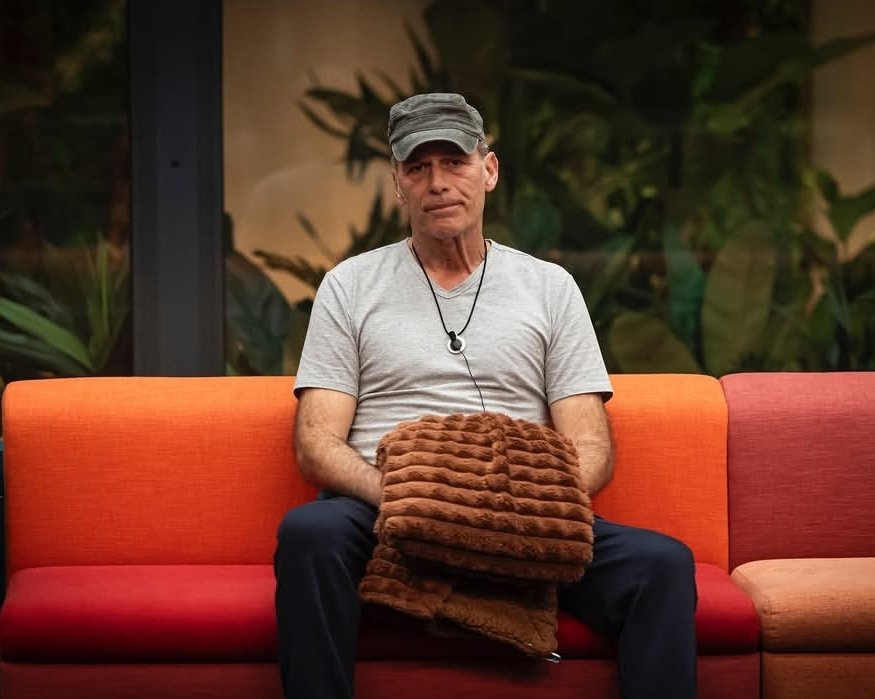 Este tío ha batido todos los records del formato y ha sido el primer hombre en ganar un GH de famosos a nivel mundial.

#GHFinal #GHDuoFinal #GH #España #CarlosGanador