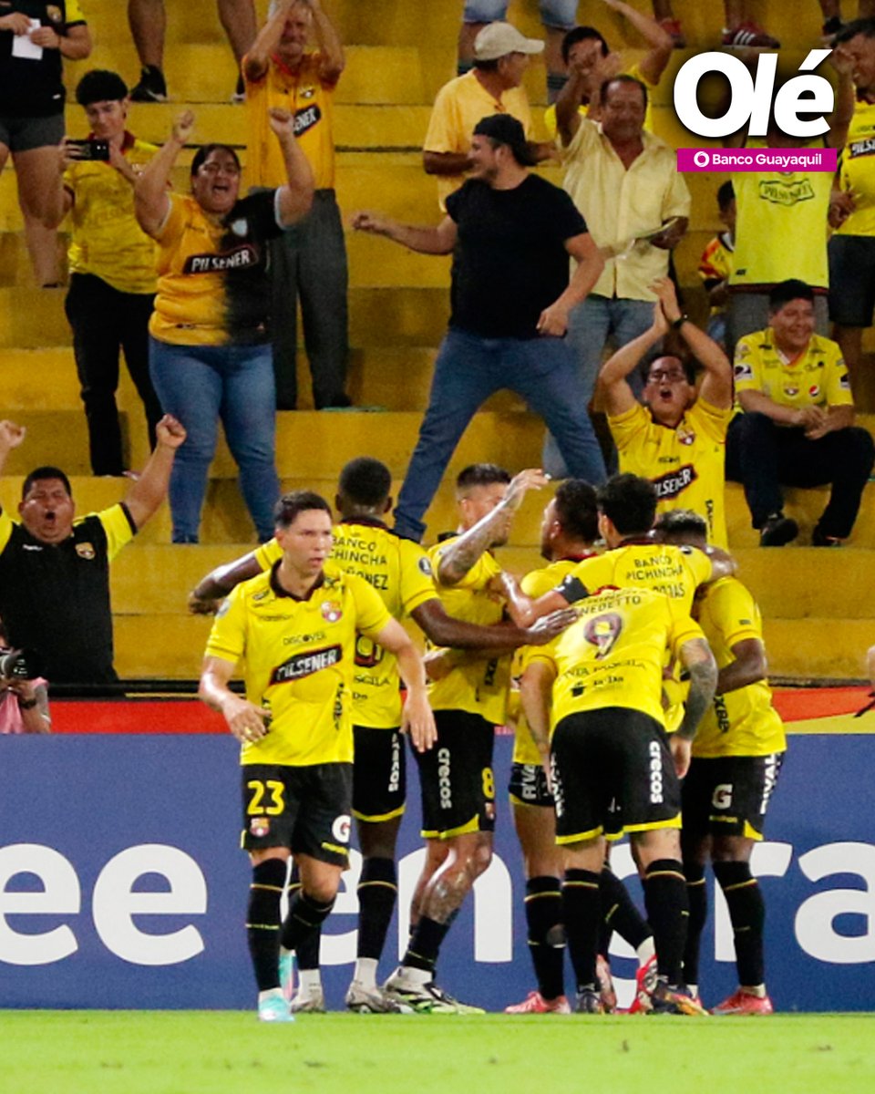 DiarioOleEc's tweet image. 🏆#Libertadores  ¡FINAL DEL PT EN GUAYAQUIL! ❌

➡️ Interesantes 45' del Barcelona, que le gana 1-0 a Botafogo por la ida de la Fase 3

⚽️ El gol fue de Héctor Villalba