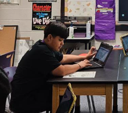 JohnStem_EISD's tweet photo. Instructor Bullock’s 7th grade scientists are diving deep into ocean wonders! 🌊🔬

Did you know? 🌎 The ocean produces more than half of the oxygen we breathe — thanks to tiny ocean plants called phytoplankton! 🌱🐠

💙🌊 #7thGradeScience https://t.co/4UTbSNgDFg