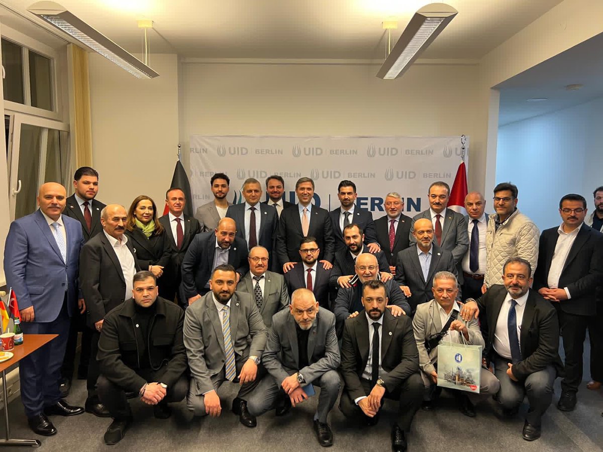📍Almanya 

Uluslararası Demokratlar Birliği’nin (<a href="/U_I_D/">Union of International Democrats</a>) Berlin’de düzenlediği Aile Buluşması Programı’nda kıymetli vatandaşlarımızla bir araya geldik.

Yurt dışında yaşayan Türk toplumumuzun en büyük gücü; güçlü aile yapısı, dayanışma ruhu ve kökleriyle kurduğu sağlam bağdır.