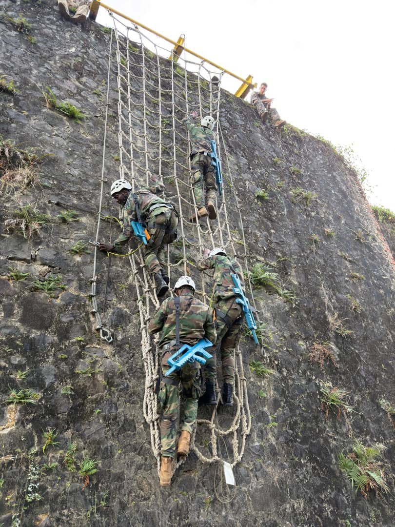Gloire aux Forces Armées d'🇭🇹 tweet media