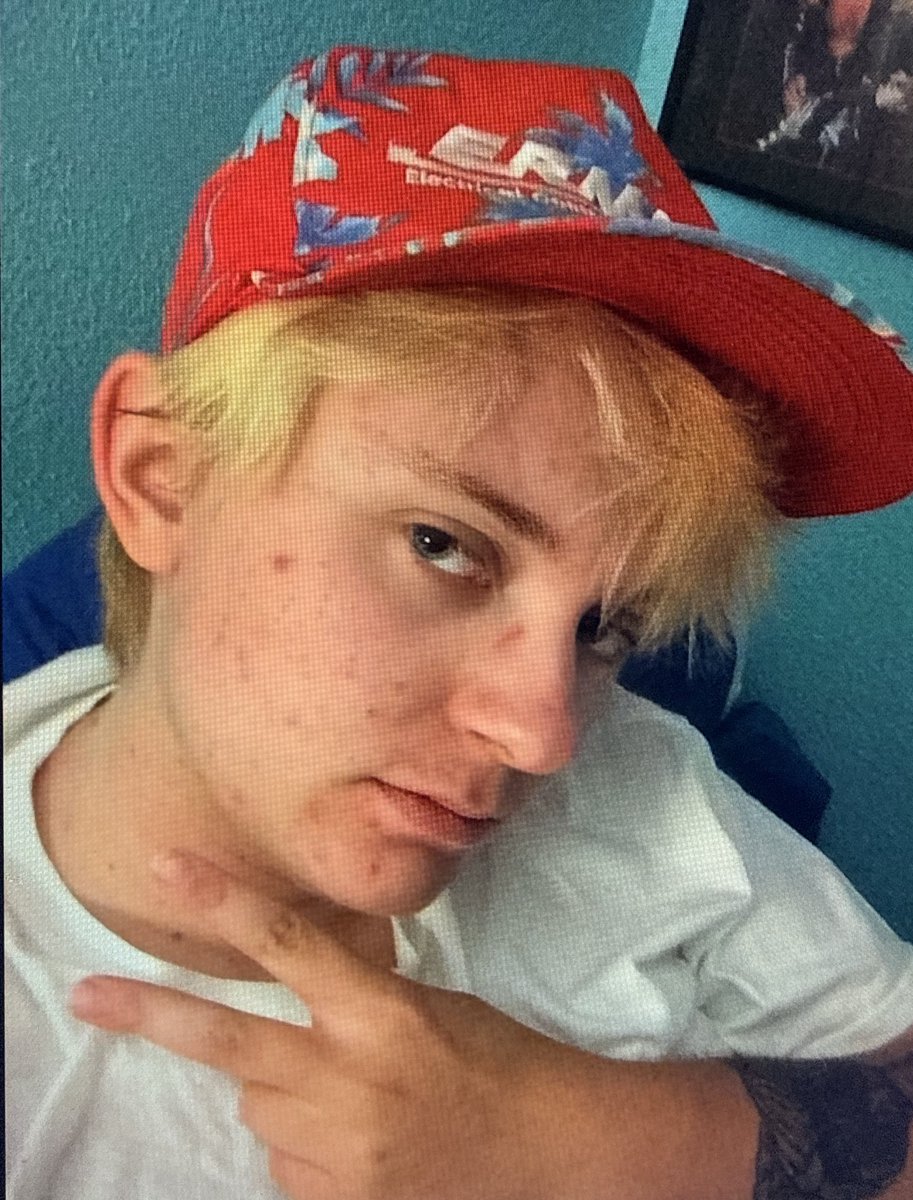 Me at 19 as a “trans boy”

Some think I hate trans people because of my ex-trans activism. 

In truth, I do it all for them. The depressed, suicidal misfits who never think they’d be loved or safe as girls. 

Repost if you agree all misfit girls should be safe from “transition.”