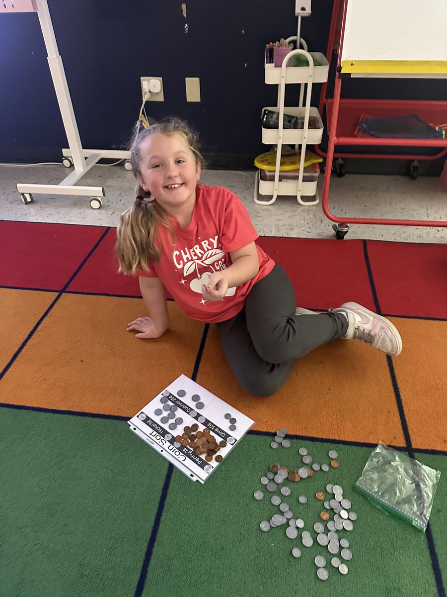 Mrs. Mueller tweet media