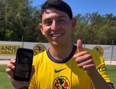 Tαkα ⛈ tweet media